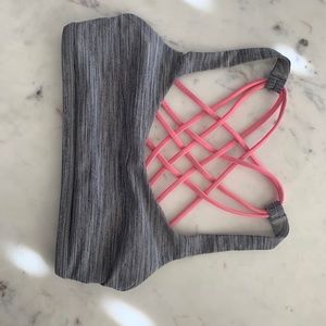 lululemon sports bra